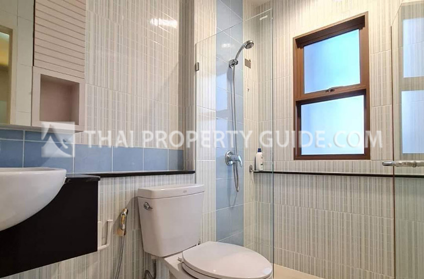 Townhouse in Sukhumvit 